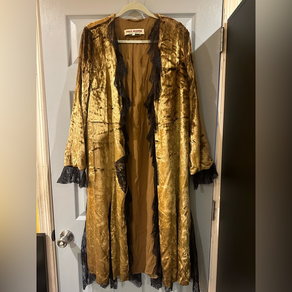 New Free People robe